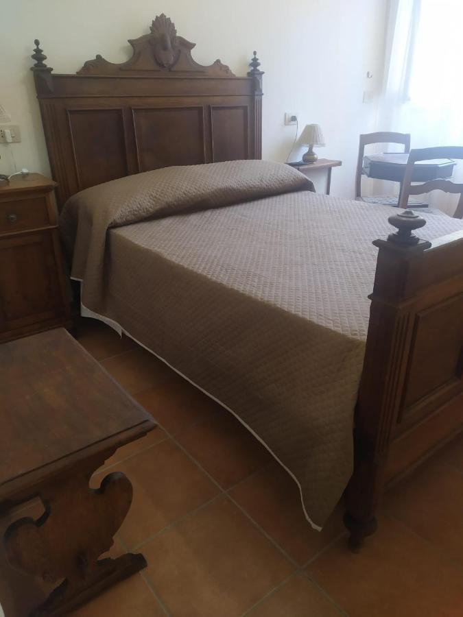 Camere Le Cascatelle Asís Exterior foto